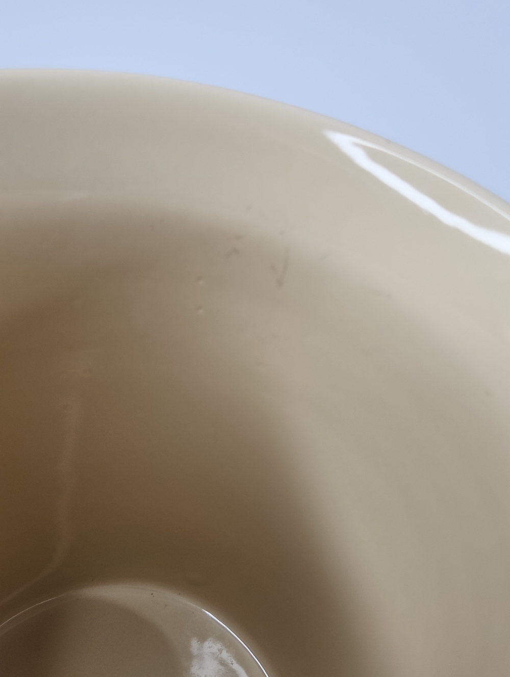 Le Creuset Red Utensil Crock - Picture 6 of 6